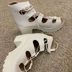 Cleated white heeled lace up sandal BRAND NEW